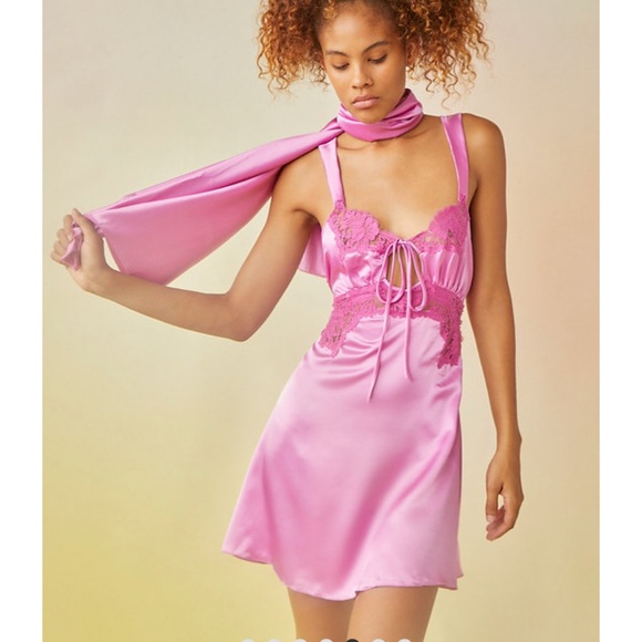 NWT TACH Rina White Satin Lace Chemise - Picture 6 of 7